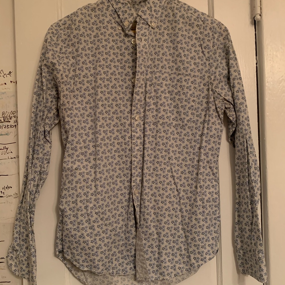Patterned Men’s Button Down Shirt
